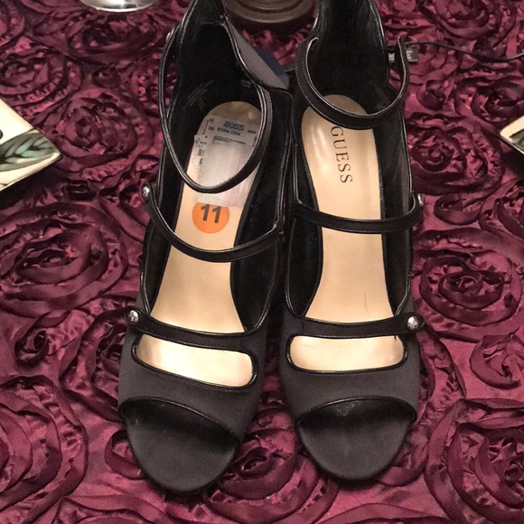 Guess Shoes - AUTH GUESS BLACK STRAPPY HEELS